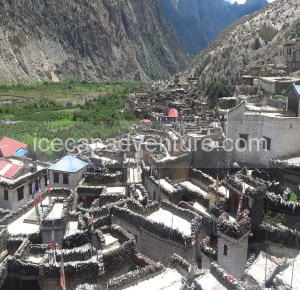 Nar-Phu Valley Trekking