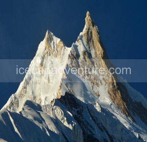 Manaslu Circuit - Larke Pass Trekking